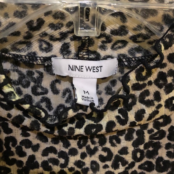 Nine West Mocked Neck‎ Top - Picture 4 of 8